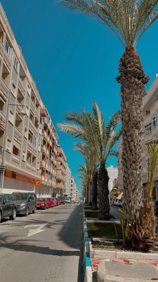 Apartamento Playa Del Cura Торевиеха Екстериор снимка